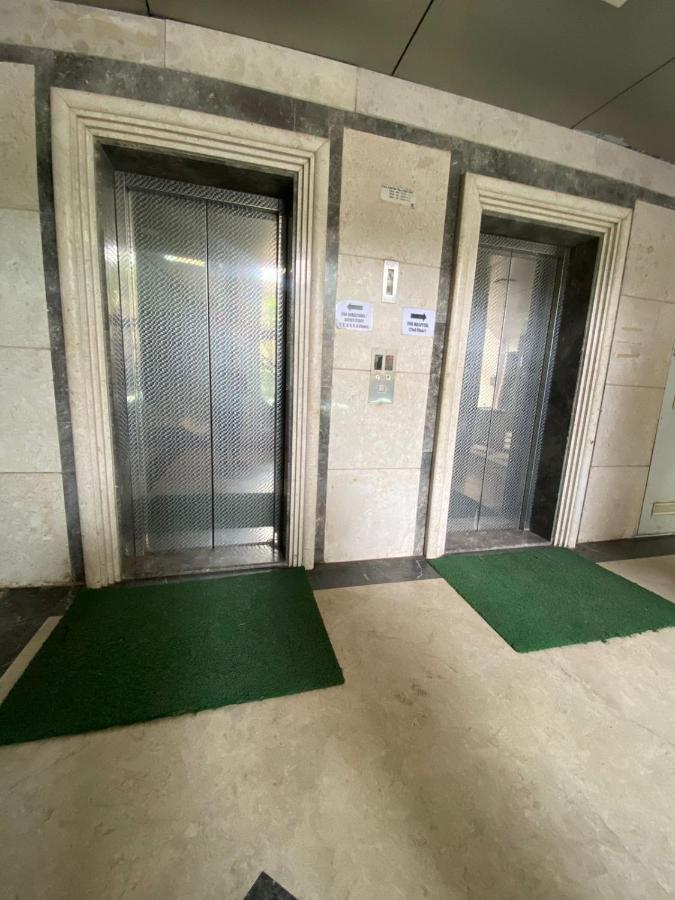 Hotel Airport Prime -Near Mumbai International Airport Andheri East エクステリア 写真